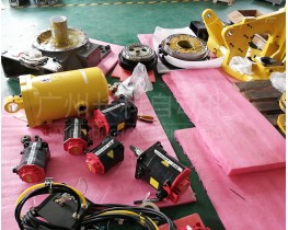 發(fā)那科機器人R-2000iC本體拆機件銷售：電機、減速器、平衡缸……